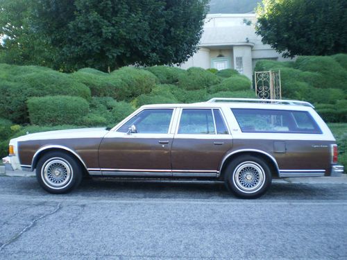 1977 chevy caprice estate station wagon, 1 owner, near perfect, collecters dream
