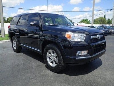 2010 sr5 v6 - leather 4.0l auto black