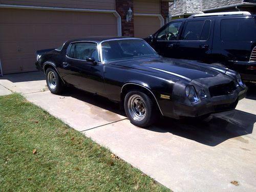 1978 chevrolet camaro  2-door 5.7l