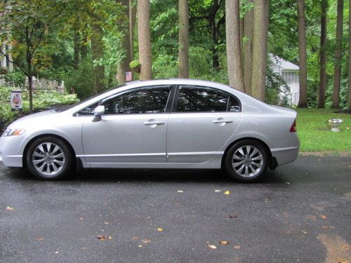 Honda civic 2009 ex 5-speed 4 door