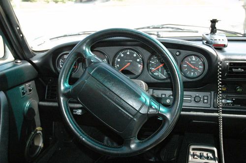 1991 Porsche 911 Carrera 2 Convertible LOW MILES **EXCELLENT CONDITION**, image 5