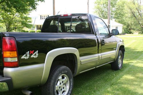 2000 Chevrolet Silverado 1500 Base Standard Cab Pickup 2-Door 4.3L, image 4