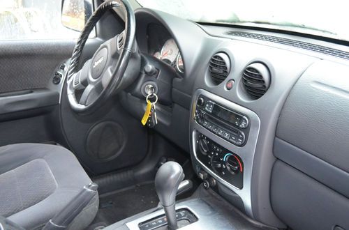 2002 Jeep Liberty Limited Sport Utility 4-Door 3.7L, US $3,500.00, image 4