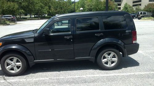 2010 dodge nitro sxt sport utility 4-door 3.7l