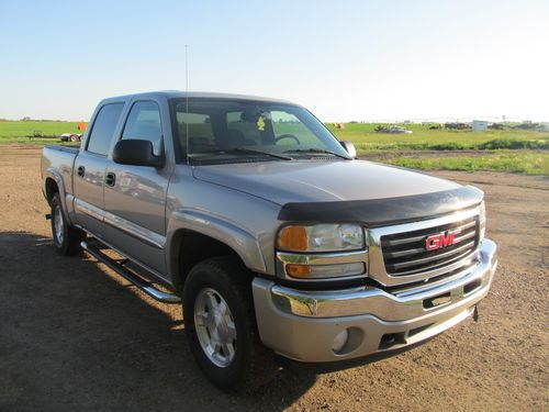 2005 gmc sierra 1500 sle crew cab pickup 4-door 5.3l