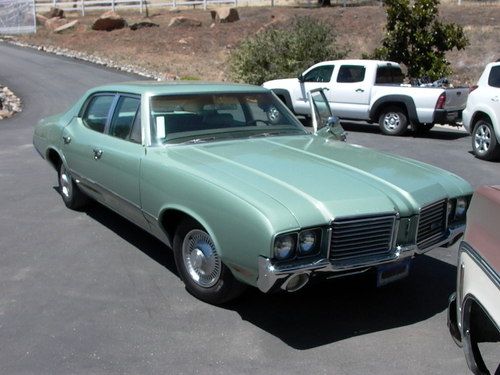 1972 oldsmobile cutlass supreme 5.7l  2 owner ca car runs great straight