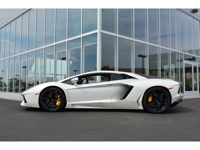 2012 lamborghini aventador lp700-4 bianco canopus matte white coupe