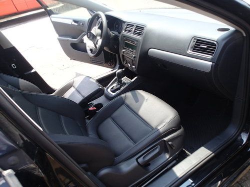 2013 Volkswagen Jetta 2.5 SE, salvage, damaged, sedan, wrecked, damaged, image 2