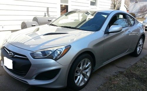 2013 hyundai genesis coupe 2.0t coupe 2-door 2.0l