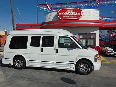 Chevy hightop starcraft conversion van tv/dvd/games/ leather v8 luxury!