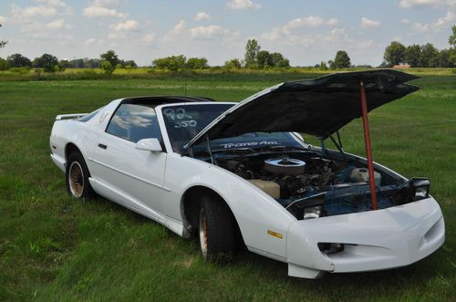 1992 pontiac firebird base coupe 2-door 5.0l