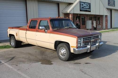 1986 c30 1 ton 4 door dually 454 bbc 2wd camper special rust free no reserve