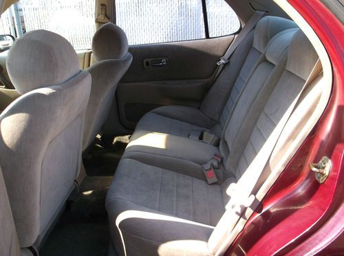1994 Nissan Altima, NO RESERVE, image 6