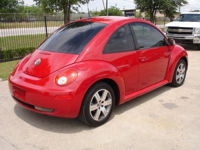2006 Volkswagen New Beetle Coupe TDI Automatic, US $8,995.00, image 2