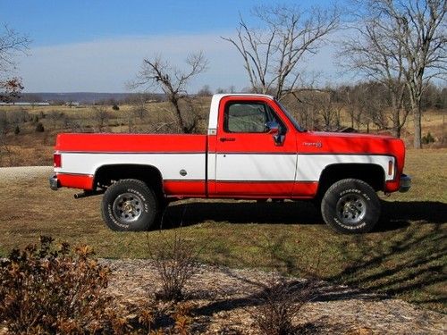 1976 chevy cheyenne c10 red and white 350 v-8 4x4