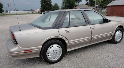 1997 oldsmobile cutlass supreme sl sedan 4-door 3.1l