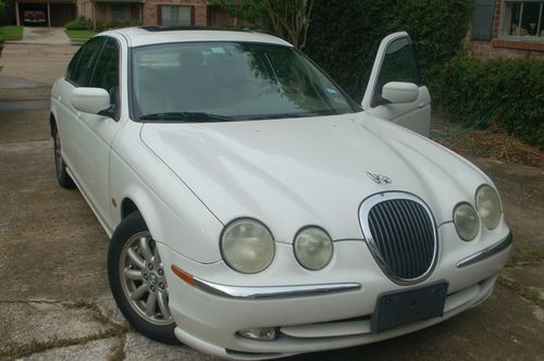 2002 jaguar s-type base sedan 4-door 4.0l - white - tan interior -