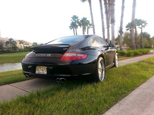 2006 porsche 911 carrera 4s coupe 2-door  with only 7,121 miles clean car-fax