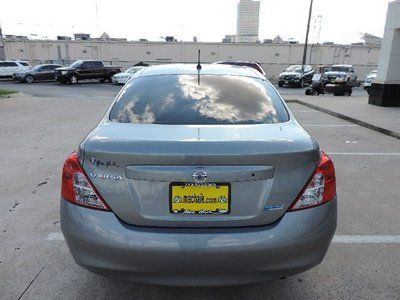 1.6S 1.6L CD Front Wheel Drive Power Steering Front Disc/Rear Drum Brakes A/C, image 7