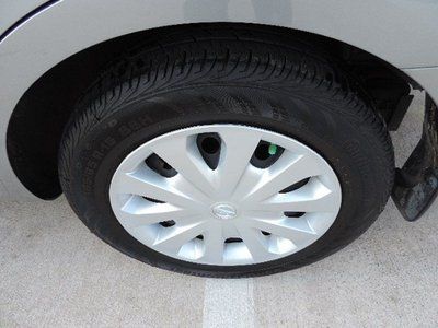 1.6S 1.6L CD Front Wheel Drive Power Steering Front Disc/Rear Drum Brakes A/C, image 13