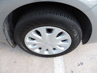 1.6S 1.6L CD Front Wheel Drive Power Steering Front Disc/Rear Drum Brakes A/C, image 15
