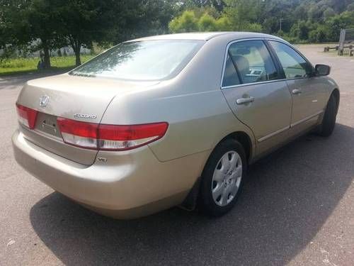 2003 Honda Accord LX 4 Door 3.0 Engine Very Nice Condition, image 2