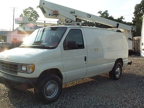 1995 ford e-350 28' bucket van low miles old comcast van no reserve!!!!