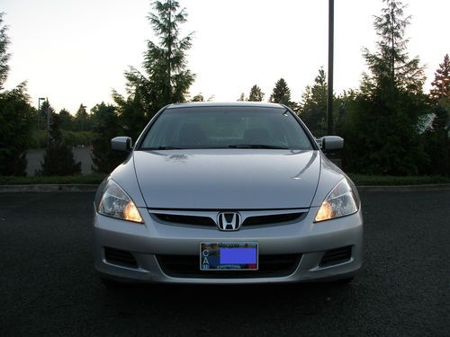 2007 honda accord se sedan 4-cyl vtec 2.4l 16" alloy wheels  excellent condition