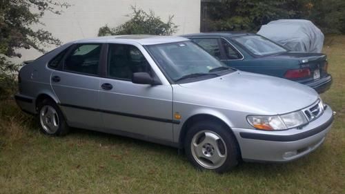 1999 saab 9-3 se hatchback 4-door 2.0l