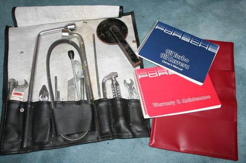 PAINT TO SAMPLE 1986 Porsche 911 Carrera Coupe - Clean history, image 15