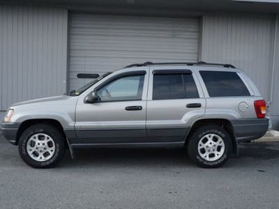 Laredo 4.0l air conditioning rear window wiper anti theft/security system