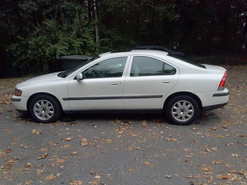 2002 volvo s60 with clean title