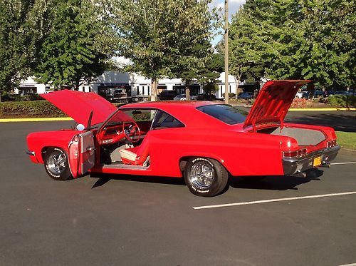 1966 chevrolet impala - beautiful! - v8 - custom interior - show car!