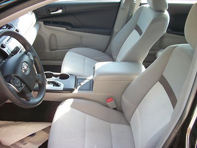 black clean gray interior clean title low miles good gas mileage, image 25