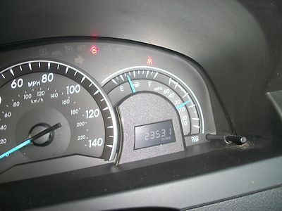 black clean gray interior clean title low miles good gas mileage, image 31