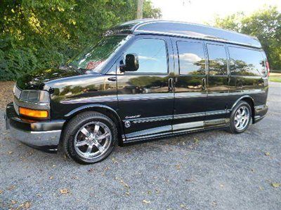 2006 chevrolet 1500 express explorer limited se high top conversion.1 of a kind.