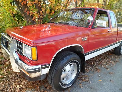 1986 chevrolet s-10 4x4 fleetside excab 88,538miles realnice 2.8liter 6cyl w/air