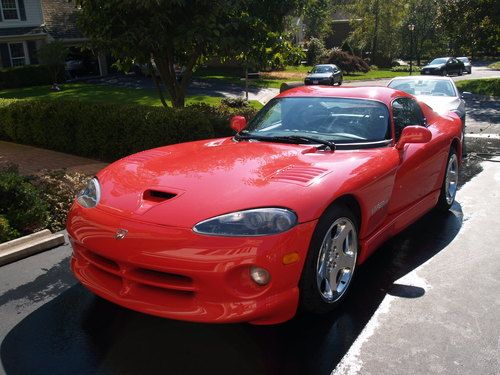 2002 dodge viper gts, red, low mileage, great condition, one owner