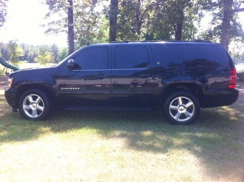 2010 Chevrolet Suburban 1500 LT Sport Utility 4-Door 5.3L 72k miles, US $27,000.00, image 2