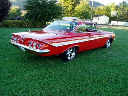 1961 chevrolet impala ss_bubbletop_348 ci tri-power v8_4-speed_aaca winner