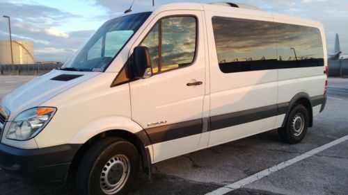 2008 dodge sprinter 2500 base standard passenger van 3-door 3.0l