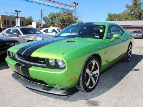 6.4l v8 392 hemi automatic leather navigation boston acoustics sunroof loaded