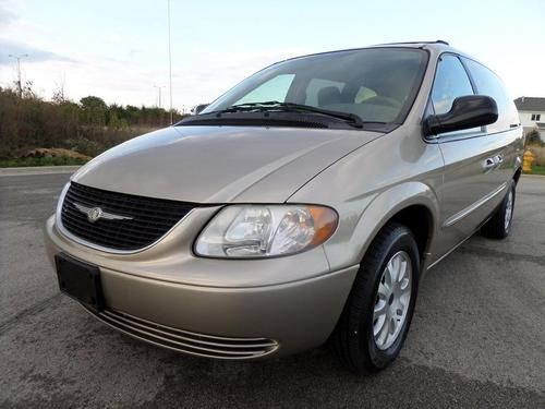 1-owner 2003 chrysler town &amp; country ex 3.8l v6 new tires cleanest around