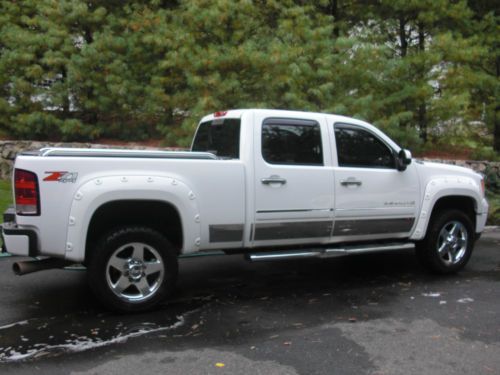 2011 gmc sierra denali 2500 diesel