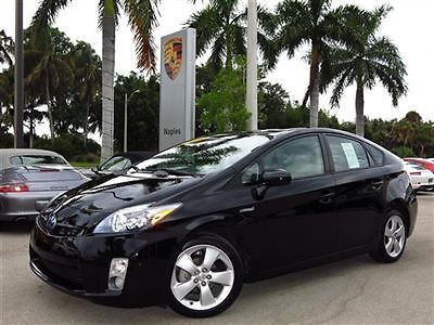 2010 toyota prius v tech - we finance, ship and take trades.