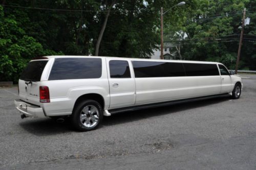 2004 cadillac escalade esv limo 20 passenger 200&#039;&#039; stretch