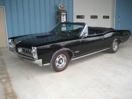 1966 pontiac gto convertible #&#039;s matching, tri-power, 4-speed, phs docs