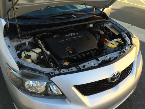 2010 Toyota Corolla S Sedan 4Door 1.8L MINT! 35mpg HWY 65K Moving must sell!!, image 5