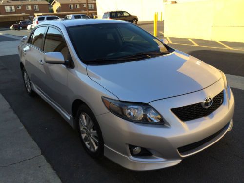 2010 Toyota Corolla S Sedan 4Door 1.8L MINT! 35mpg HWY 65K Moving must sell!!, image 18