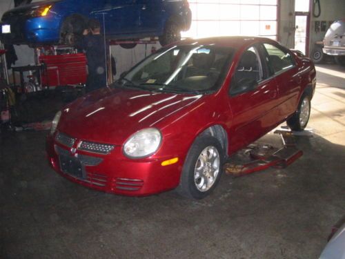 2005 dodge neon sxt sedan 4-door 2.0l